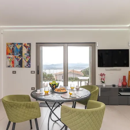 Silvia's Sweet Appartement